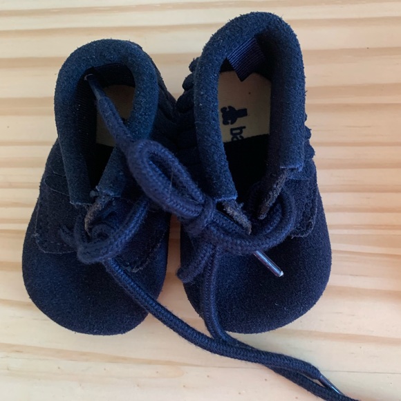 Baby gap shoes- navy 0-3 mths, tan with laces 3-6 mths, tan loafers 6-12 mths - Picture 3 of 5
